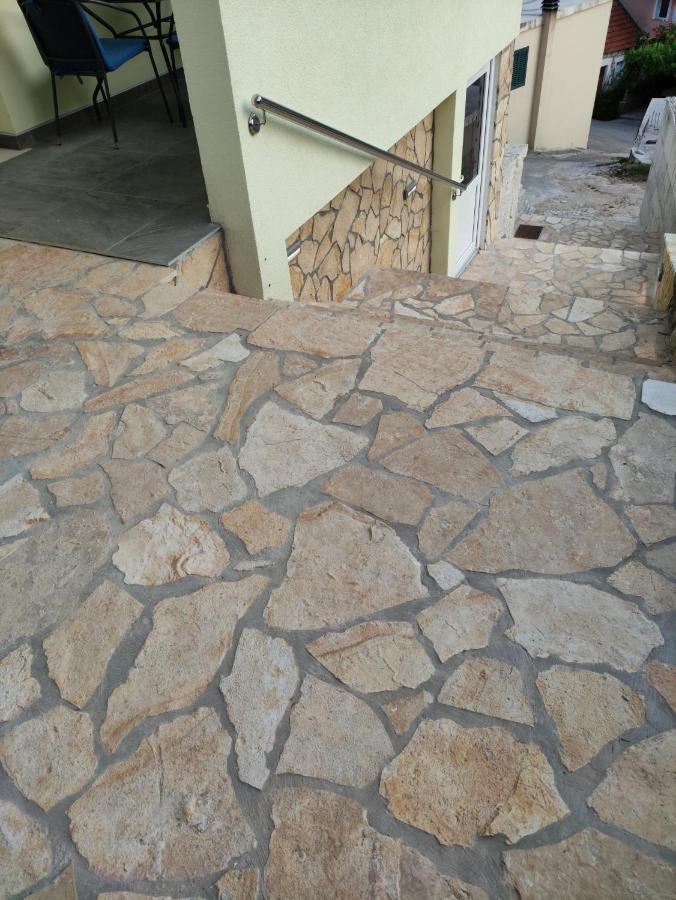 Apartament Mira 2 Zagvozd Zewnętrze zdjęcie