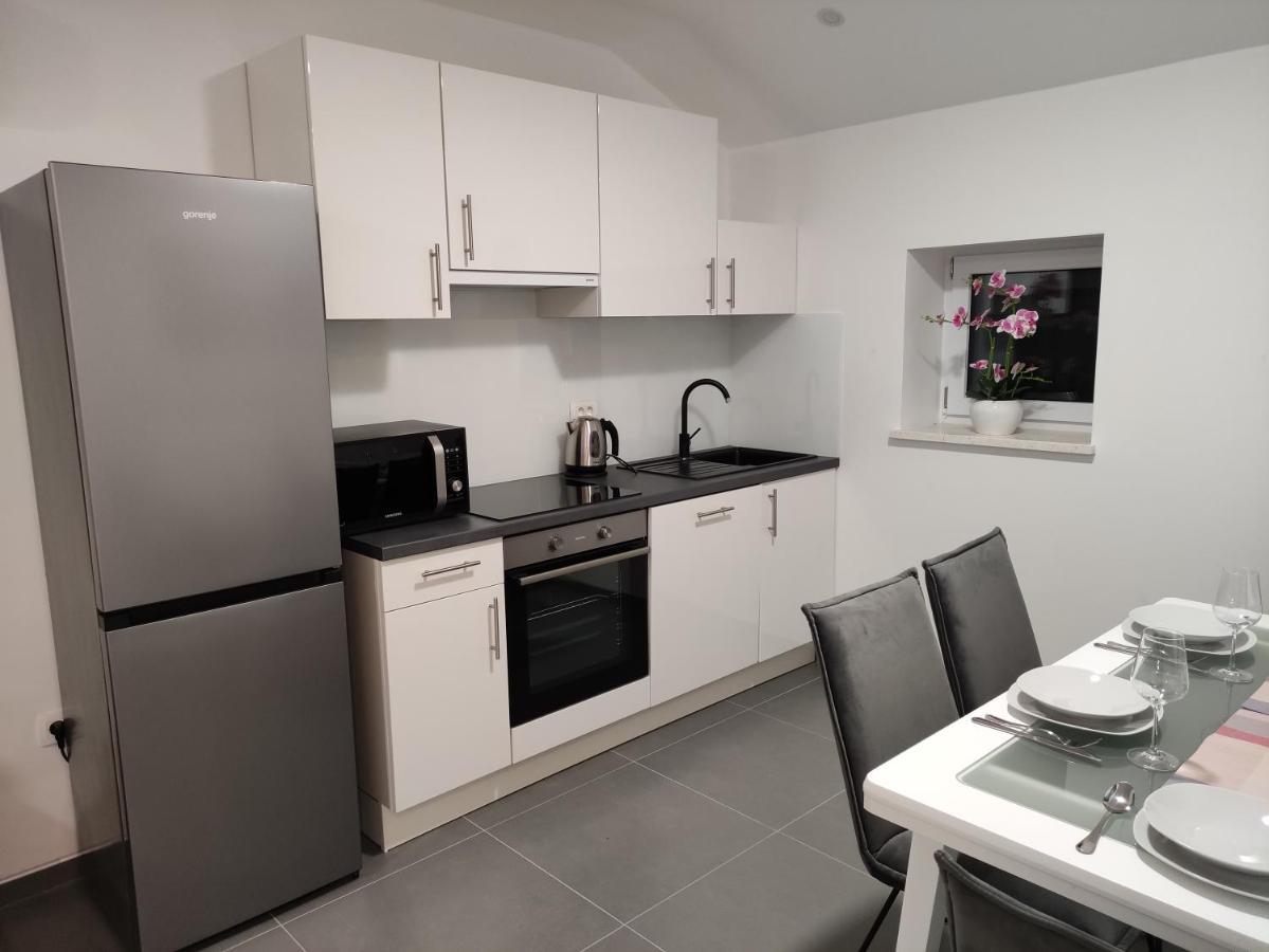 Apartament Mira 2 Zagvozd Zewnętrze zdjęcie
